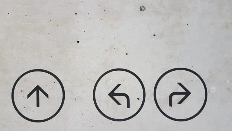 marianne-bos-4eBOAeFfY0w-unsplash