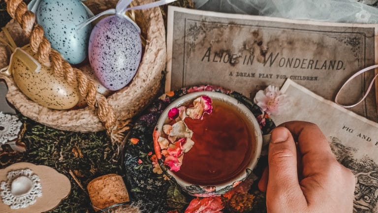 pexels-küflü-çıkın-8052702 Image description