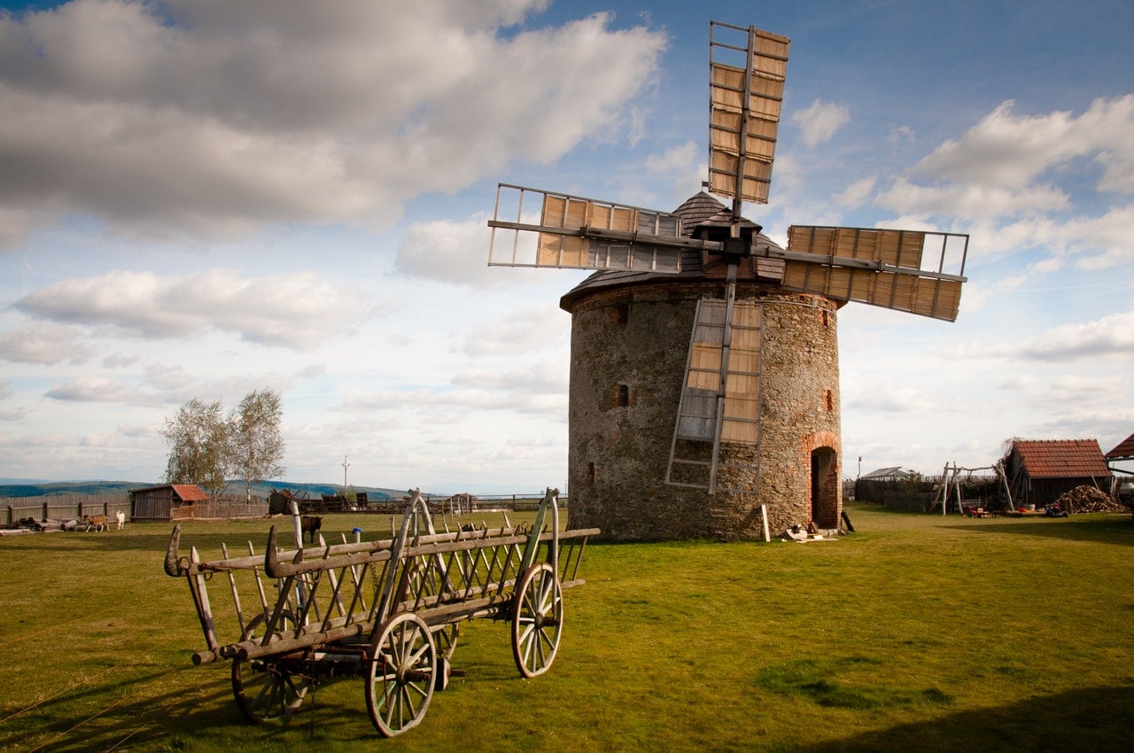 Tilting at Windmills! - Moon in Ashlesha 25th February, 2021 Tilting at Windmills! - Moon in Ashlesha 25th February, 2021
